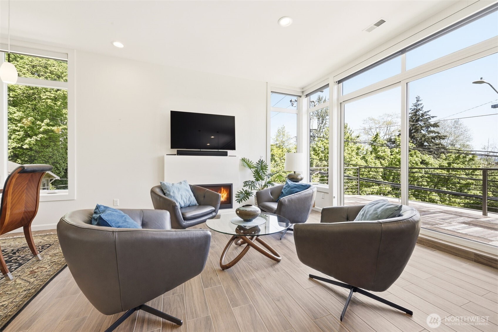 3009 Harbor Avenue SW, Seattle, WA 98126