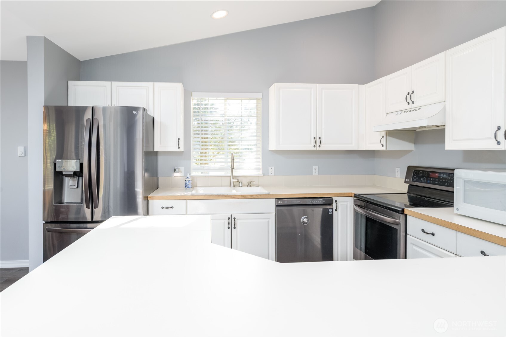 140 America Boulevard , Sequim, WA 98382