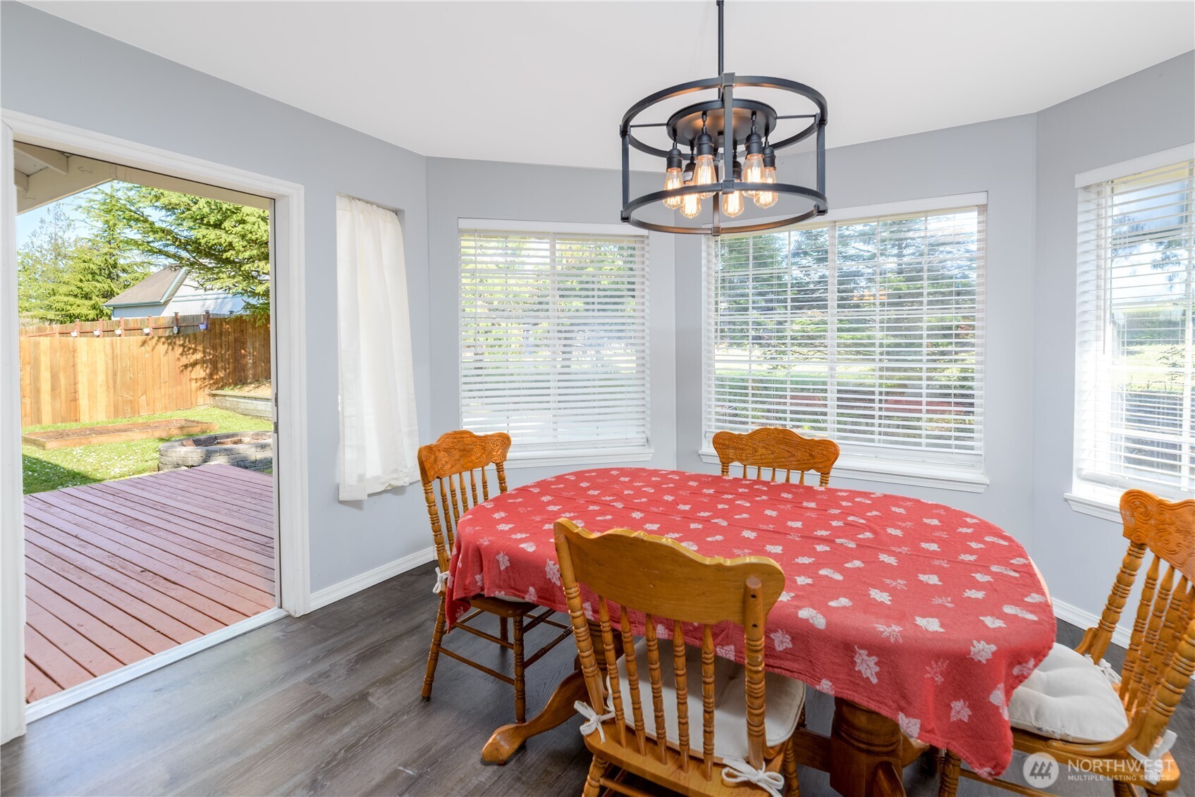140 America Boulevard , Sequim, WA 98382
