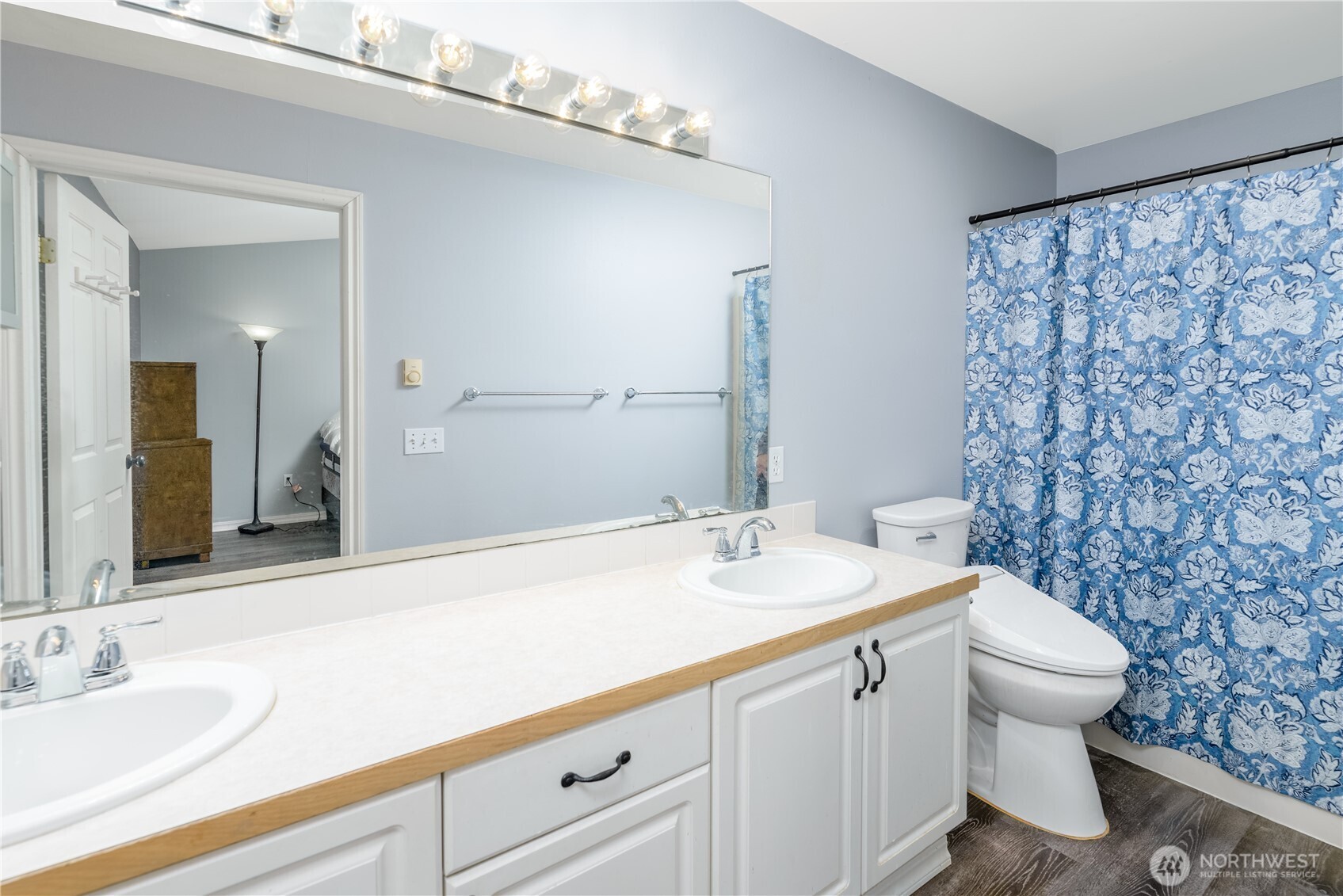 140 America Boulevard , Sequim, WA 98382