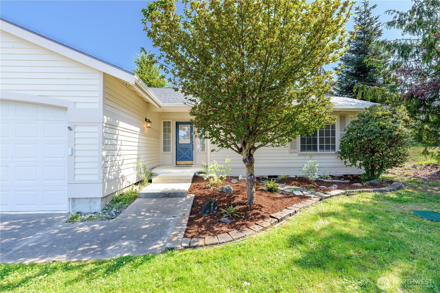 140 America Boulevard , Sequim, WA 98382