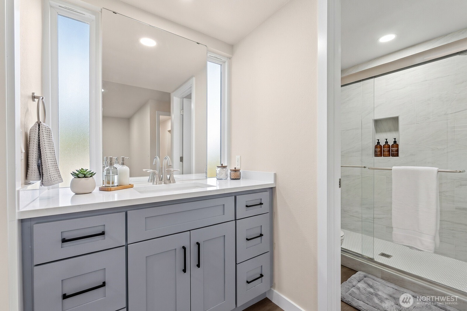4203 SW 328th Street , Federal Way, WA 98023-2629