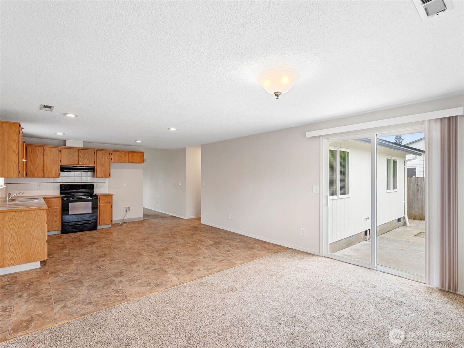 15420 NE 84th Street , Vancouver, WA 98682