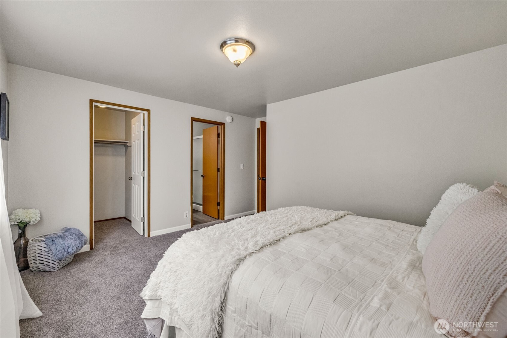3125 59th Avenue NE, Tacoma, WA 98422