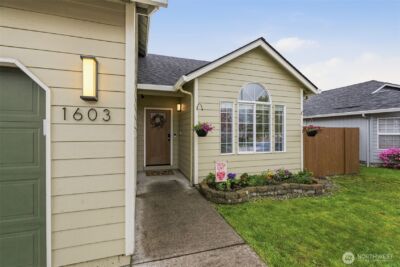 1603 NW 13th Street , Battle Ground, WA 98604 - Photo 2