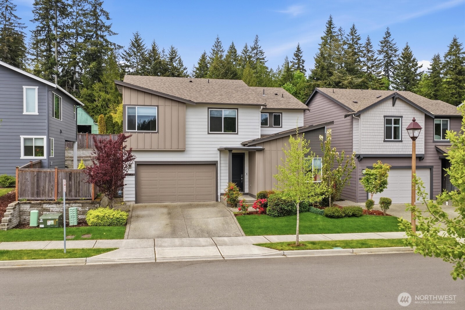 2466 NE Athlon Court , Poulsbo, WA 98370