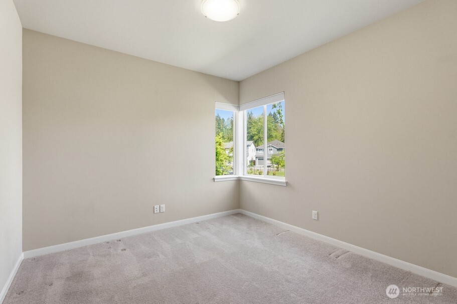2466 NE Athlon Court , Poulsbo, WA 98370