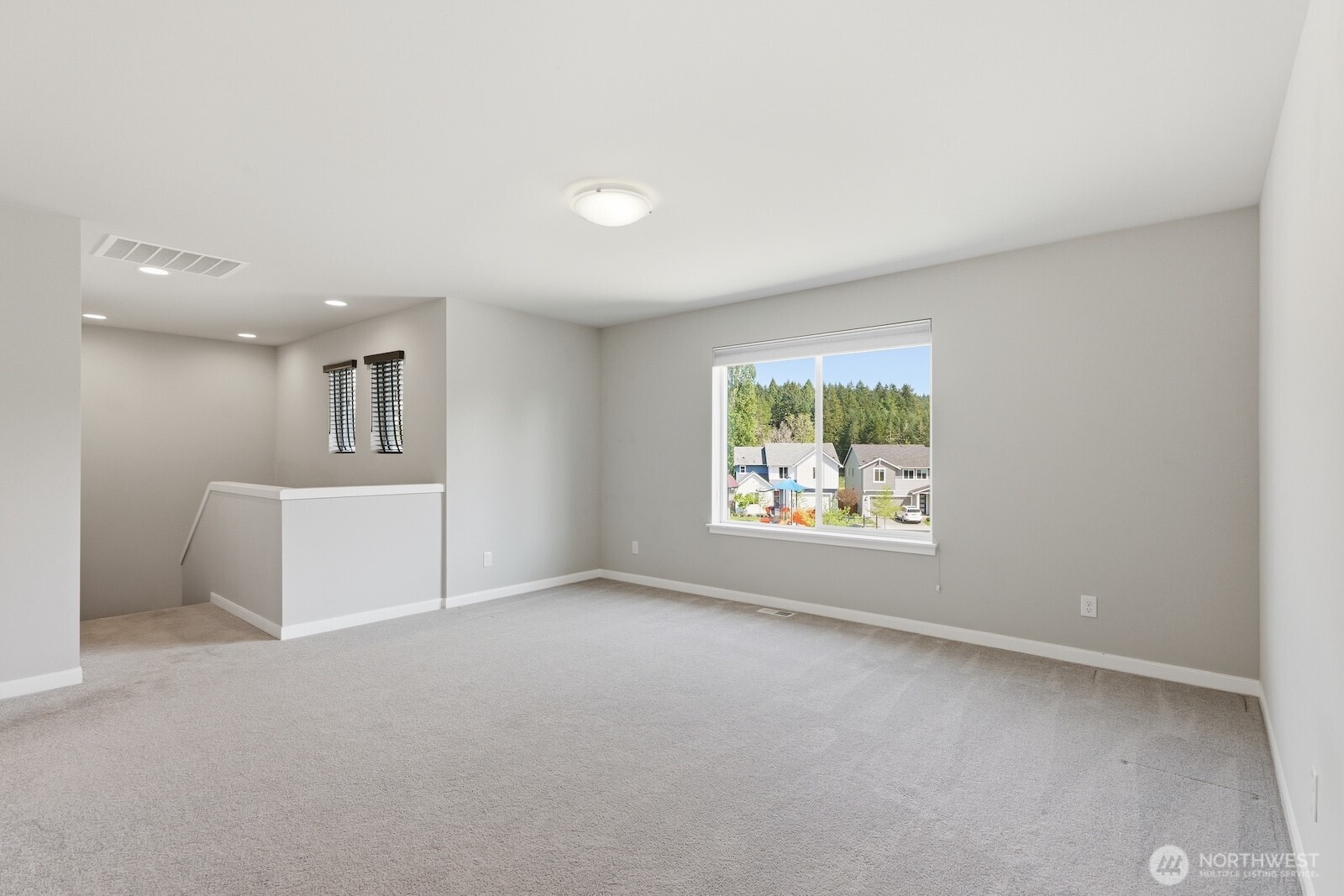 2466 NE Athlon Court , Poulsbo, WA 98370