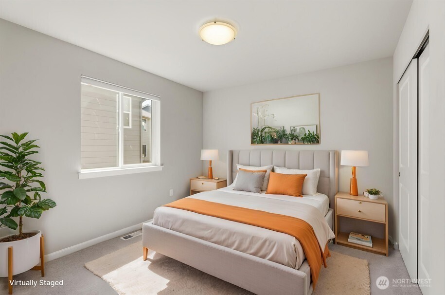 2466 NE Athlon Court , Poulsbo, WA 98370