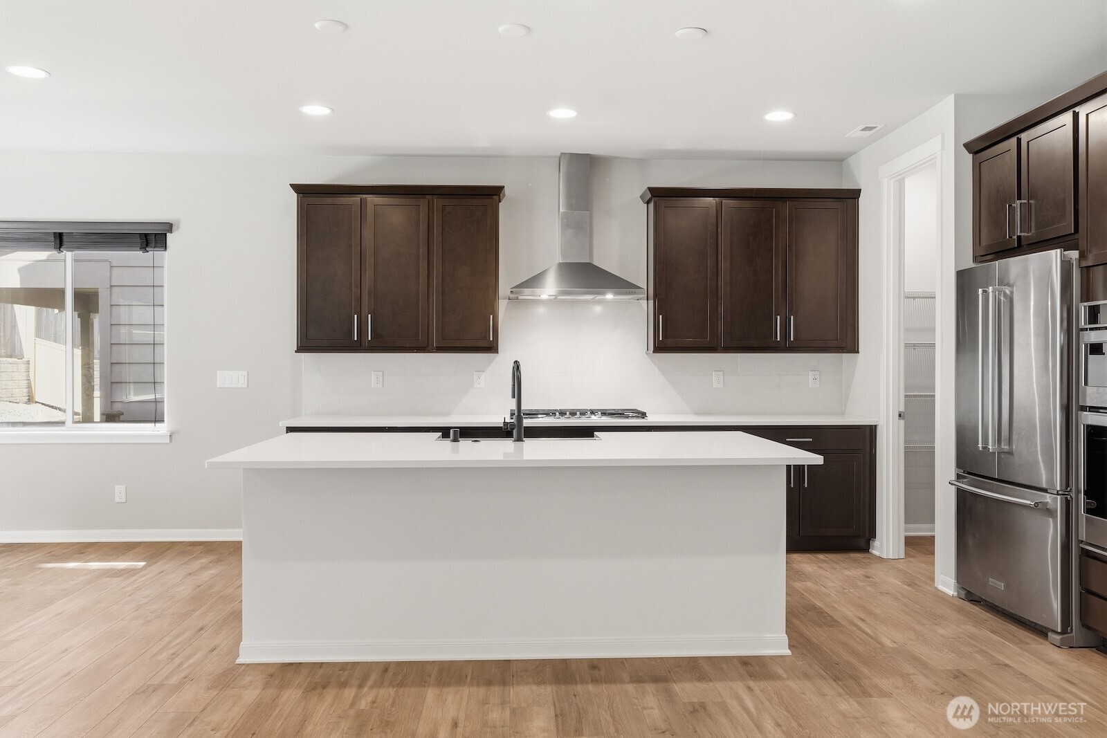 2466 NE Athlon Court , Poulsbo, WA 98370