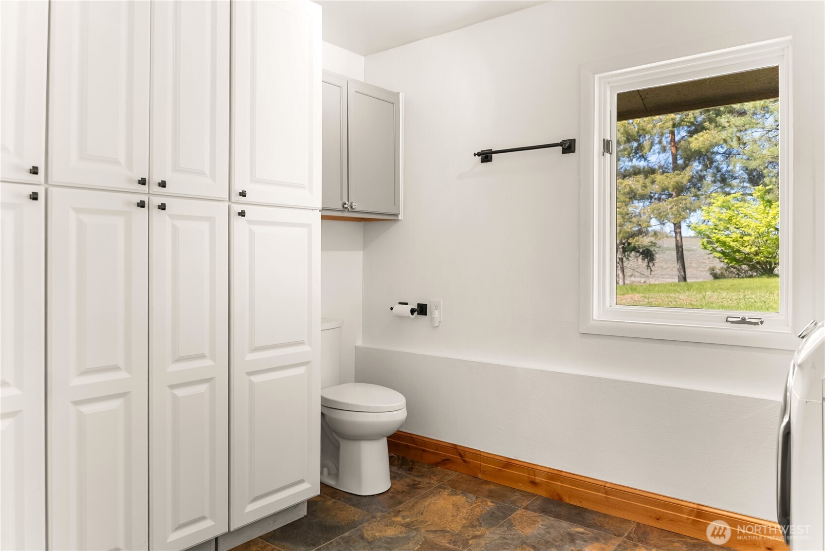 13 Parkway St , Omak, WA 98841