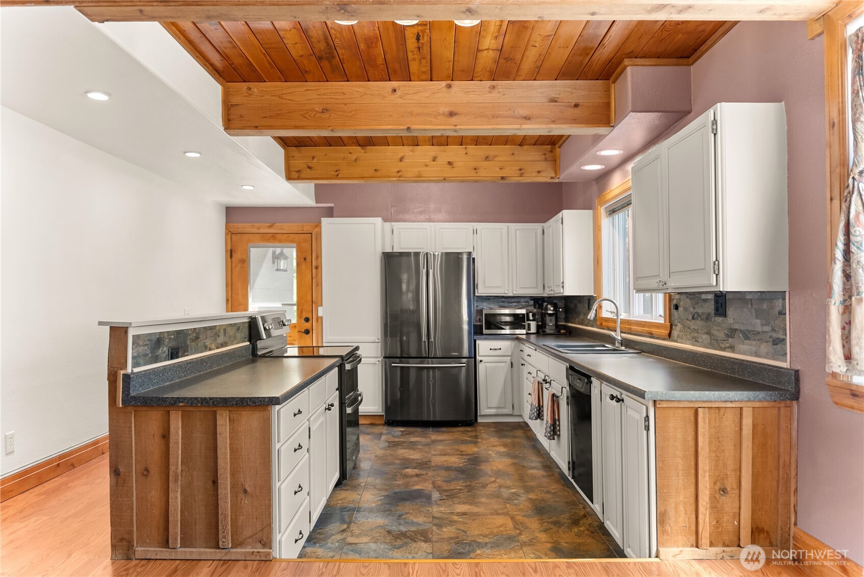 13 Parkway St , Omak, WA 98841
