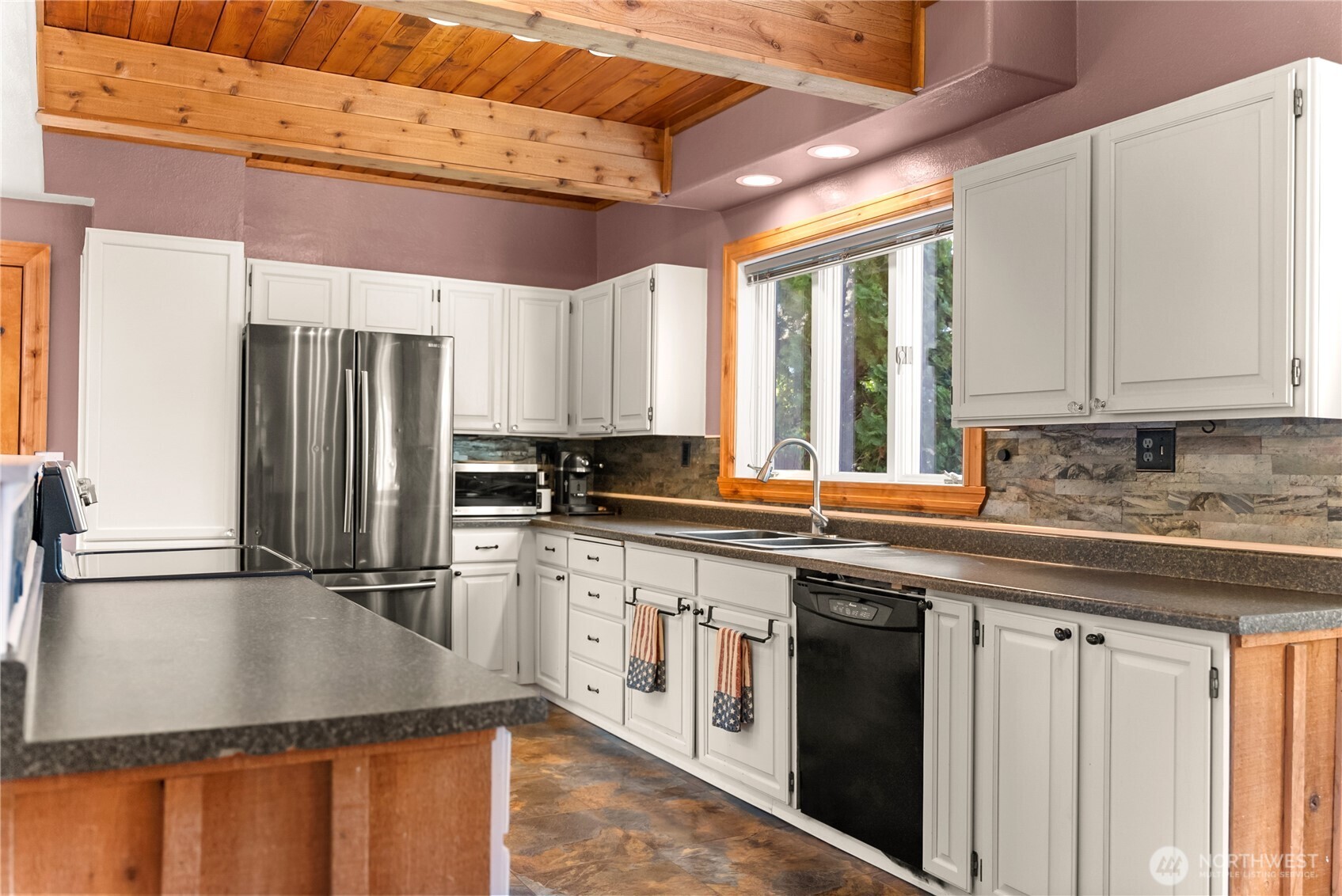 13 Parkway St , Omak, WA 98841