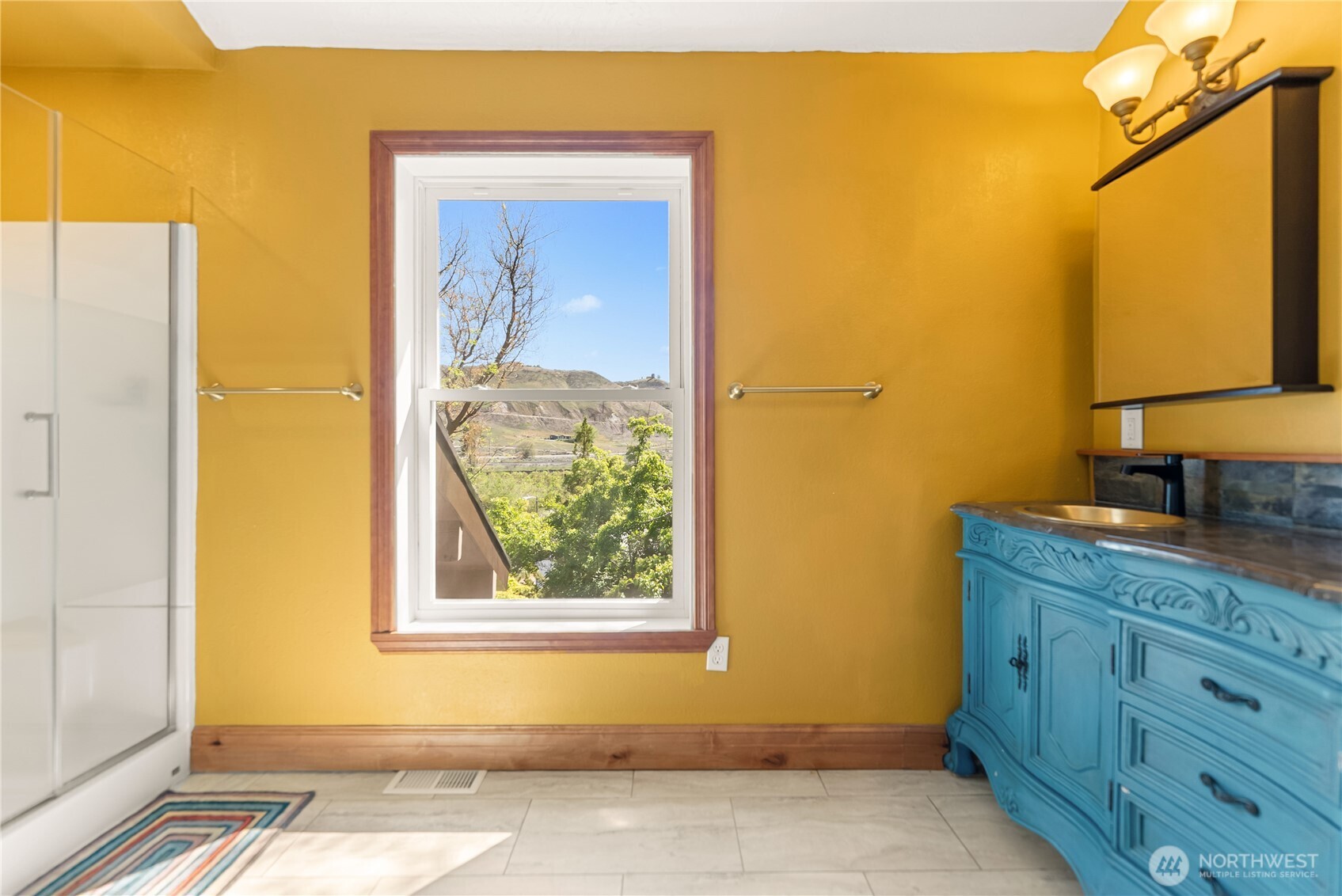 13 Parkway St , Omak, WA 98841