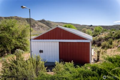 13 Parkway St , Omak, WA 98841 - Photo 7