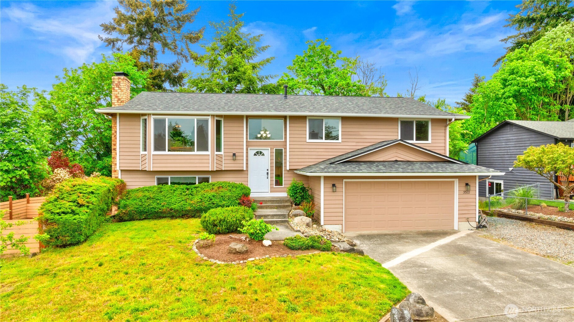 3322 43rd Place NE, Tacoma, WA 98422