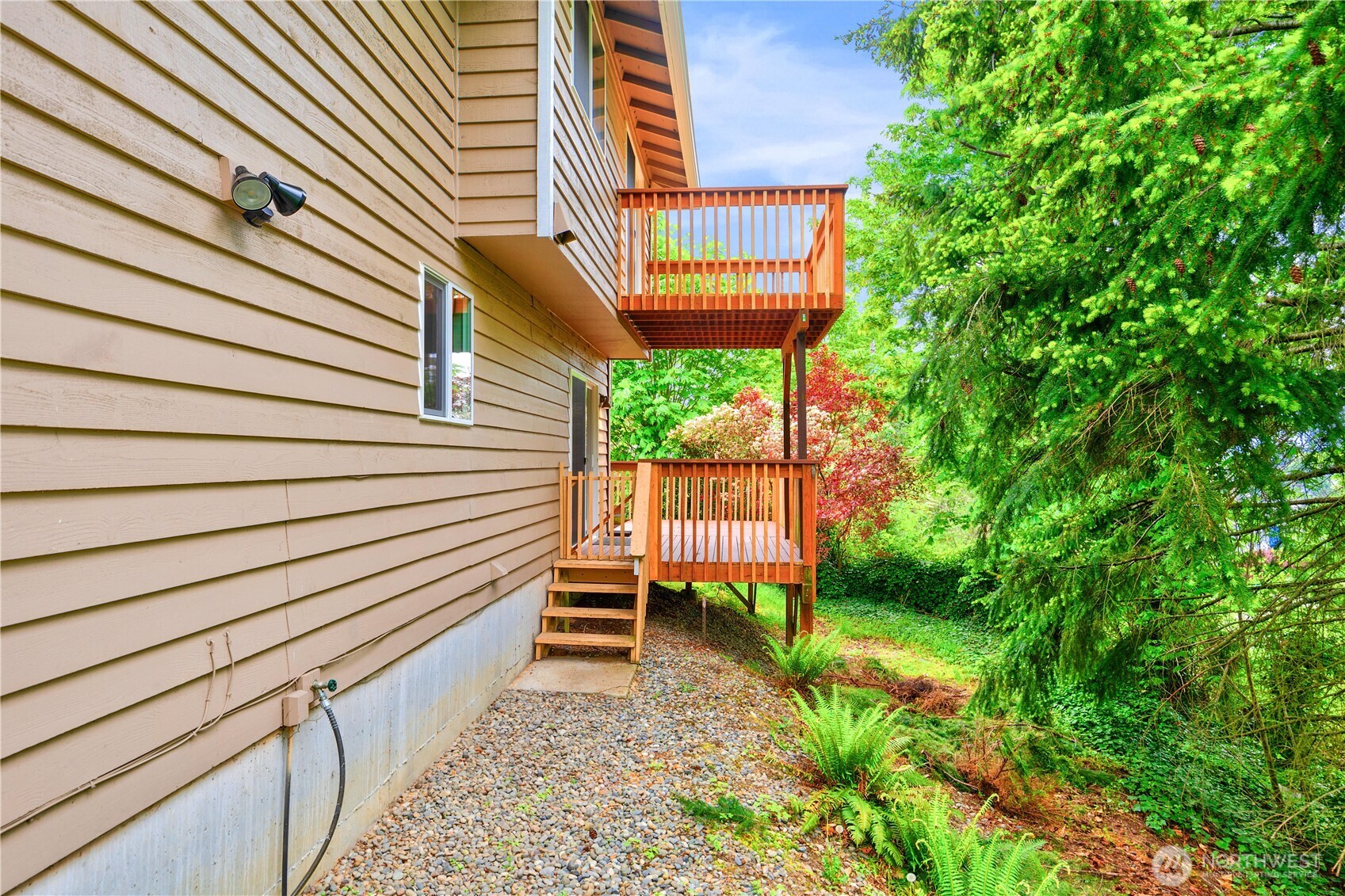 3322 43rd Place NE, Tacoma, WA 98422