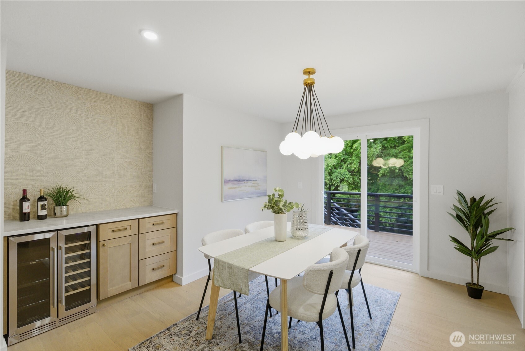 4008 NE 197th Street , Lake Forest Park, WA 98155