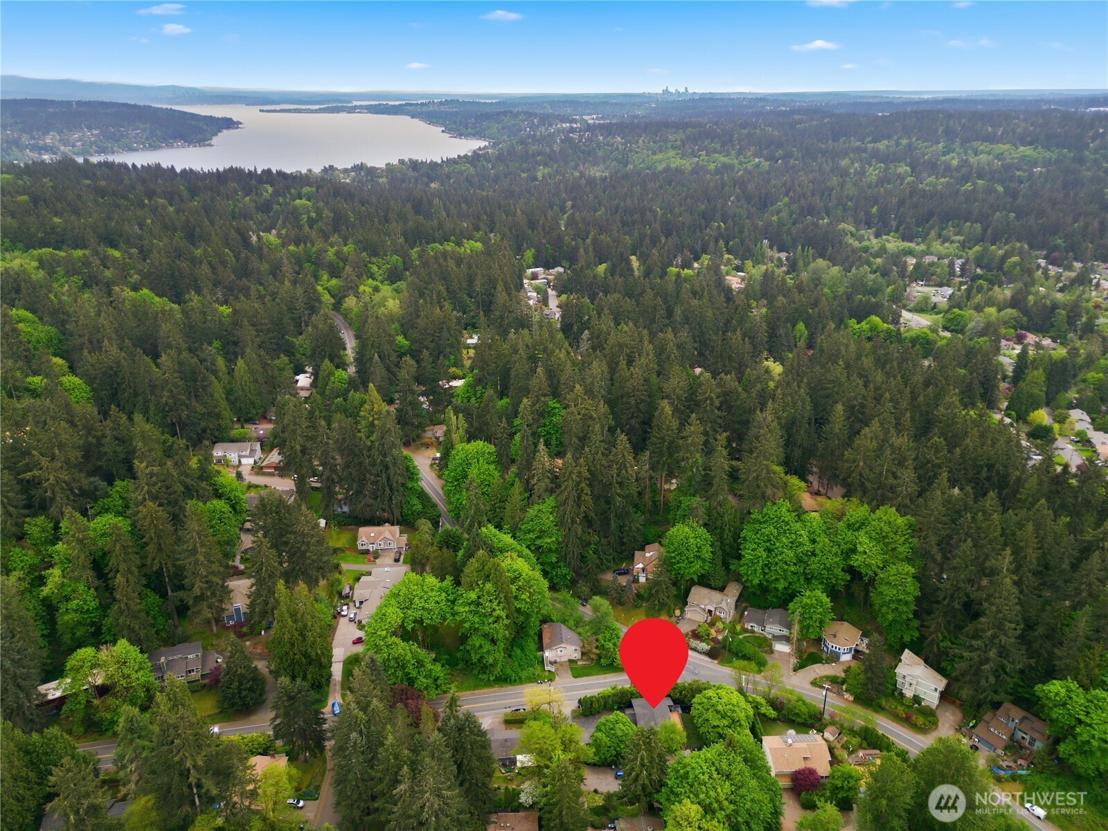 4008 NE 197th Street , Lake Forest Park, WA 98155