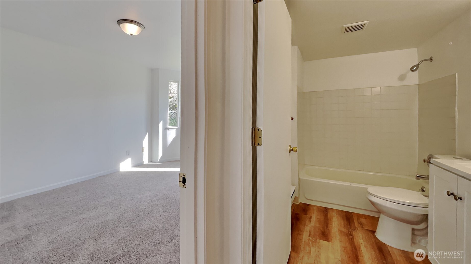 1722 E 56th Street , Tacoma, WA 98404