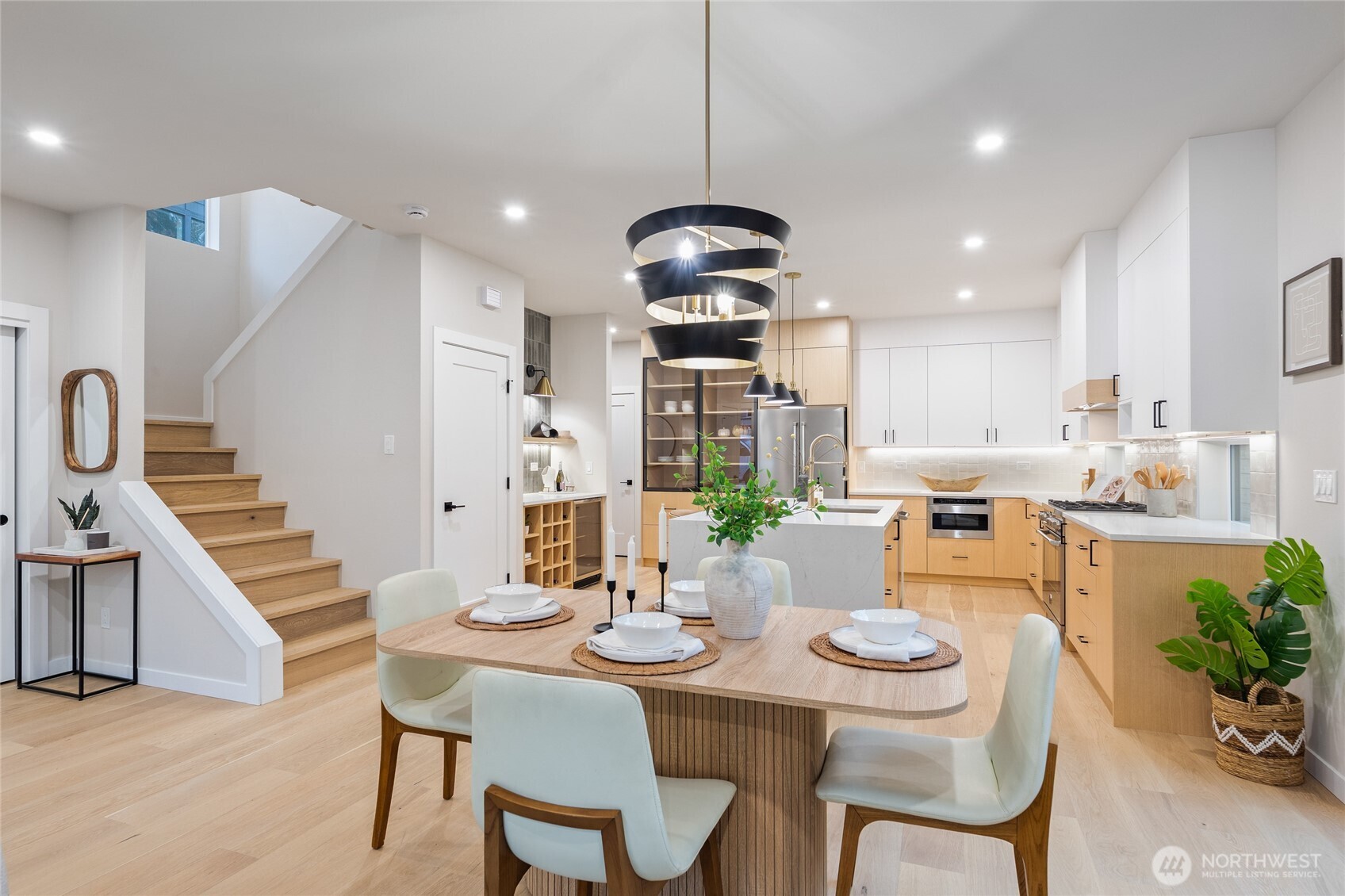 12426 NE 90th Street , Kirkland, WA 98033