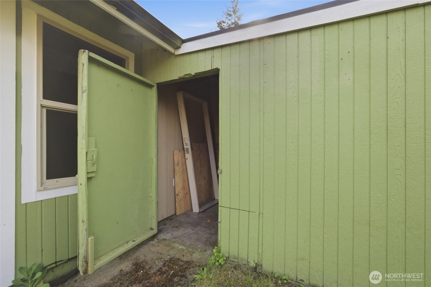 122 Raintree Loop SE, Rainier, WA 98576