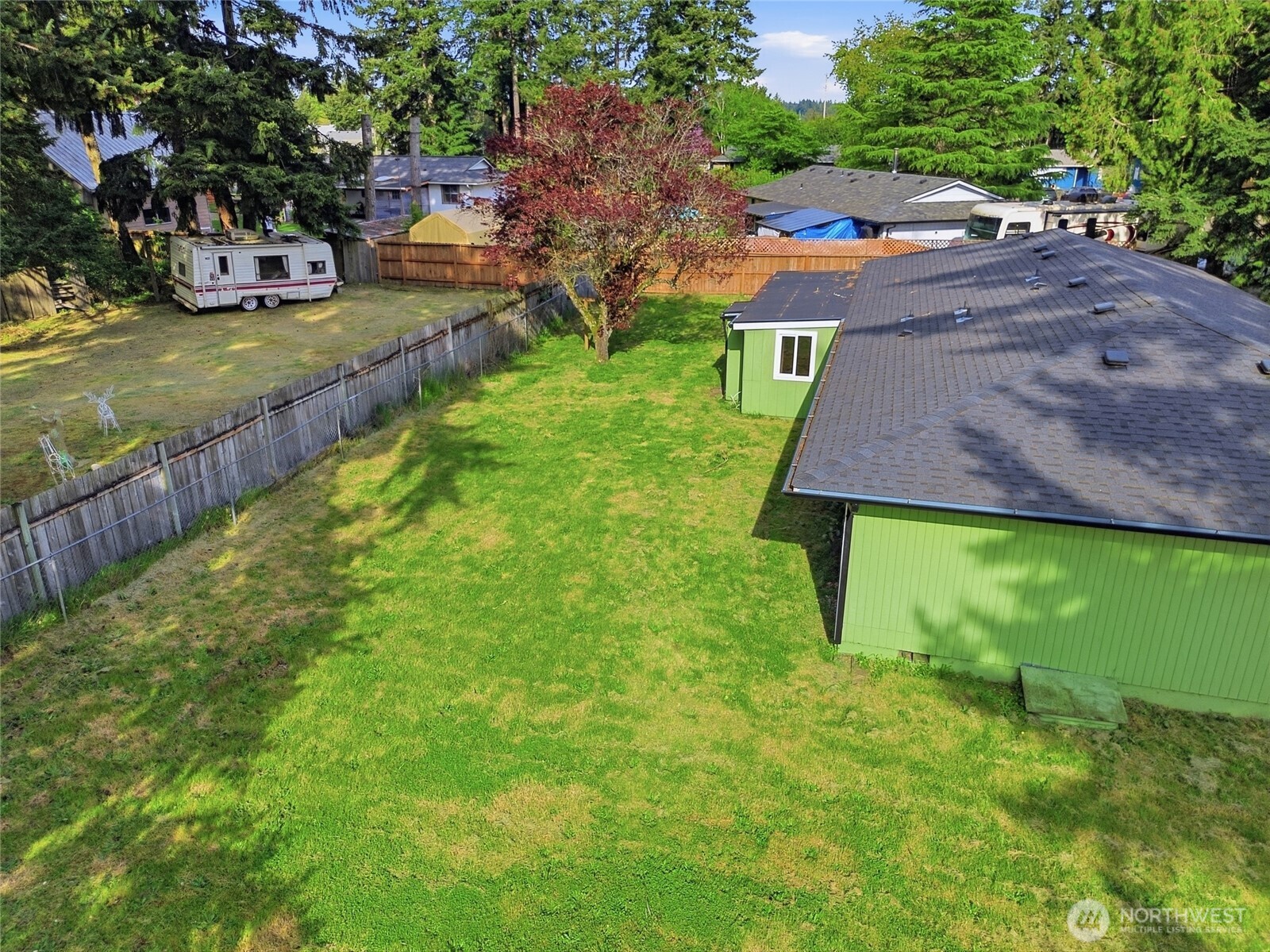 122 Raintree Loop SE, Rainier, WA 98576