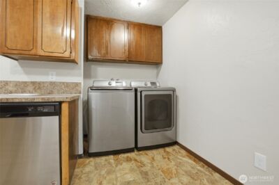 122 Raintree Loop SE, Rainier, WA 98576 - Photo 8