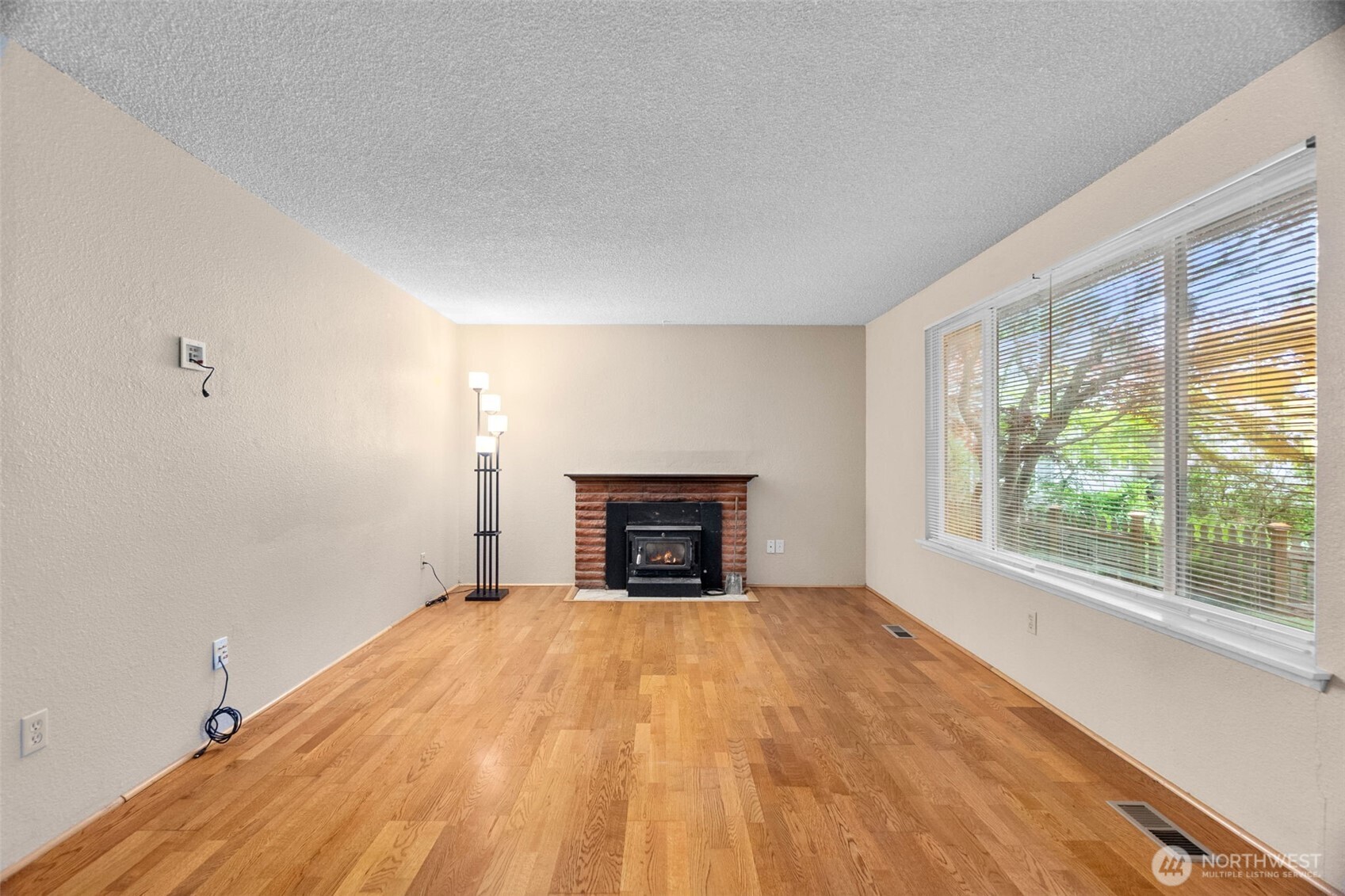 1122 39th Court SE, Tumwater, WA 98501
