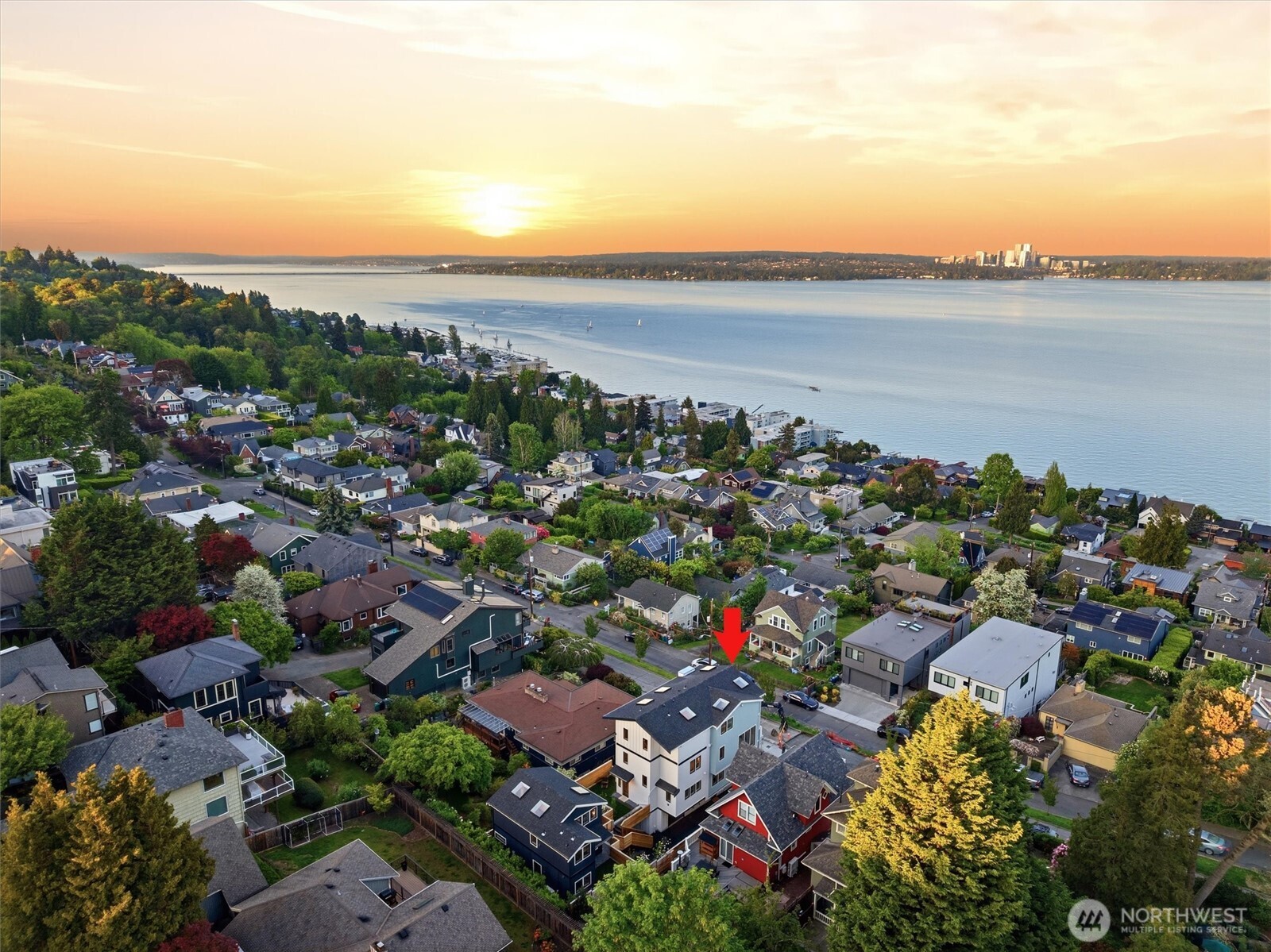 909 32nd Avenue S #C, Seattle, WA 98144