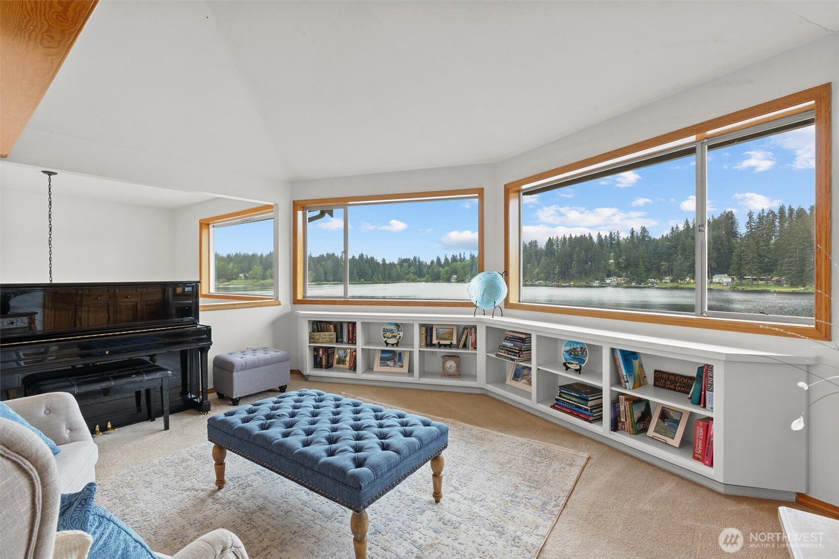 5627 W Flowing Lake Road , Snohomish, WA 98290