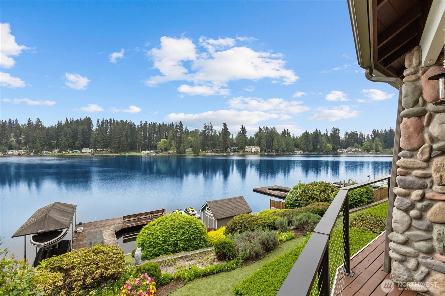 5627 W Flowing Lake Road , Snohomish, WA 98290