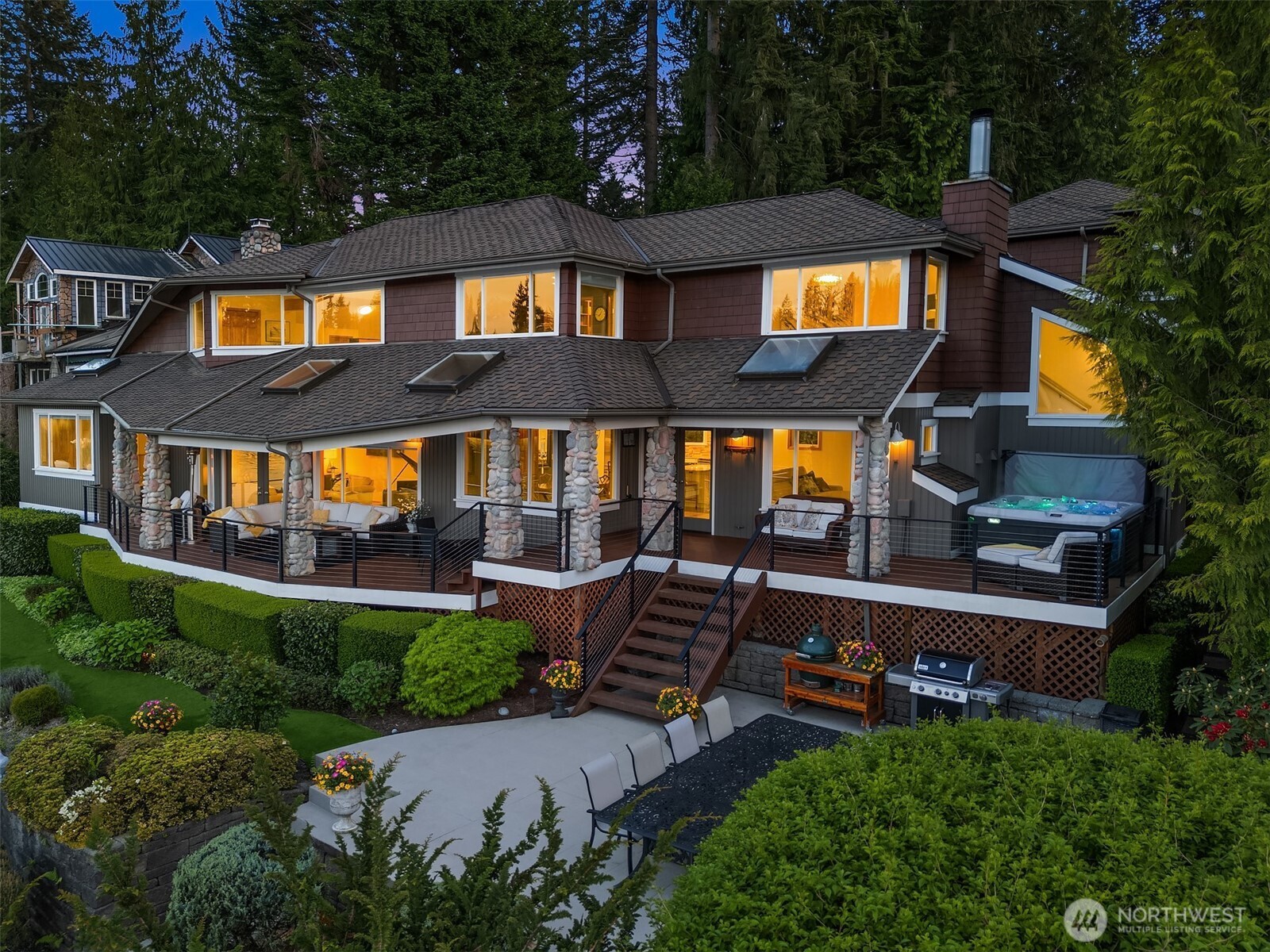 5627 W Flowing Lake Road , Snohomish, WA 98290