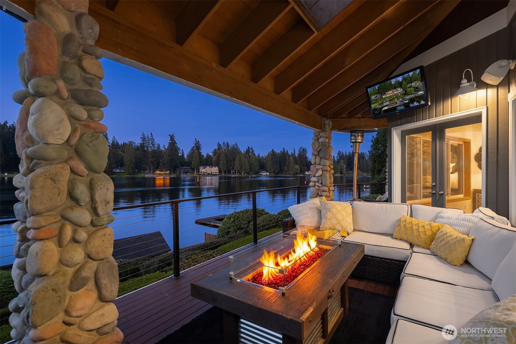 5627 W Flowing Lake Road , Snohomish, WA 98290
