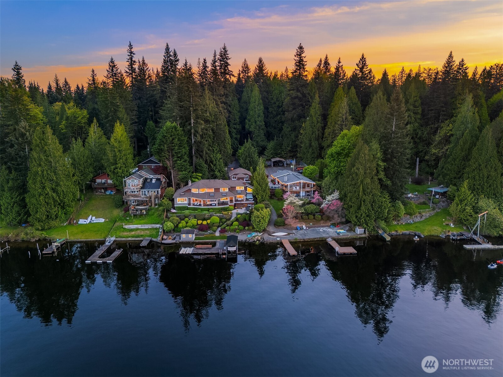 5627 W Flowing Lake Road , Snohomish, WA 98290
