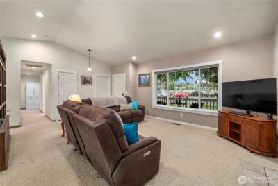 1010 Academy Street , Sumner, WA 98390-1450 - Photo 11