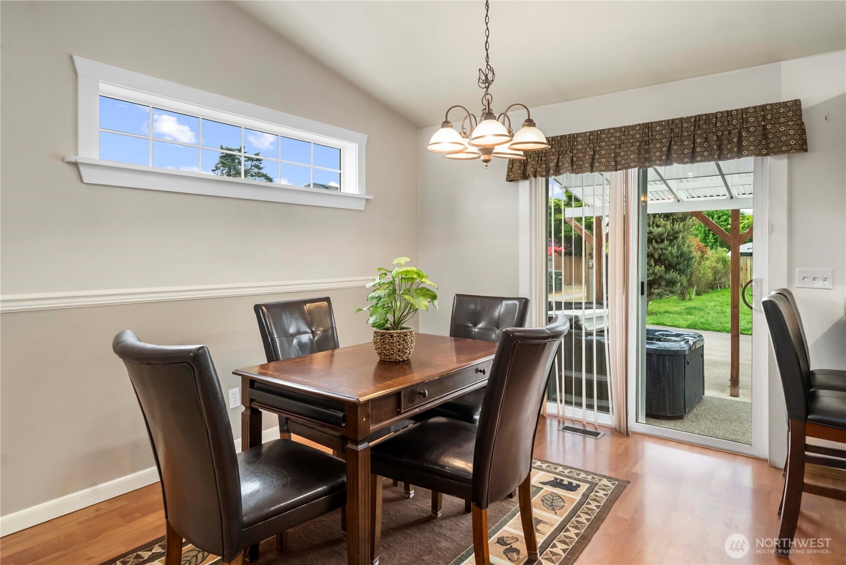 1010 Academy Street , Sumner, WA 98390-1450