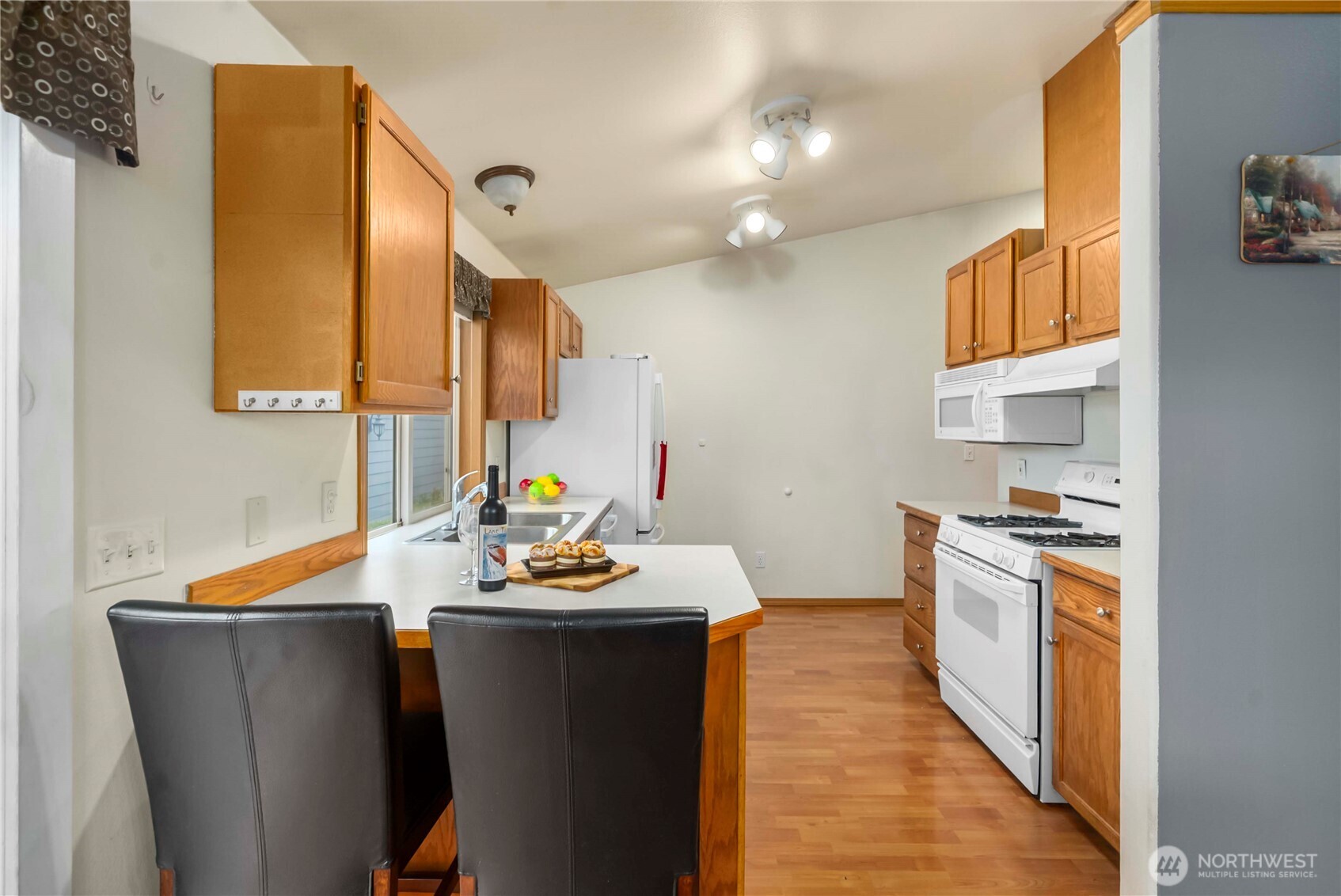 1010 Academy Street , Sumner, WA 98390-1450