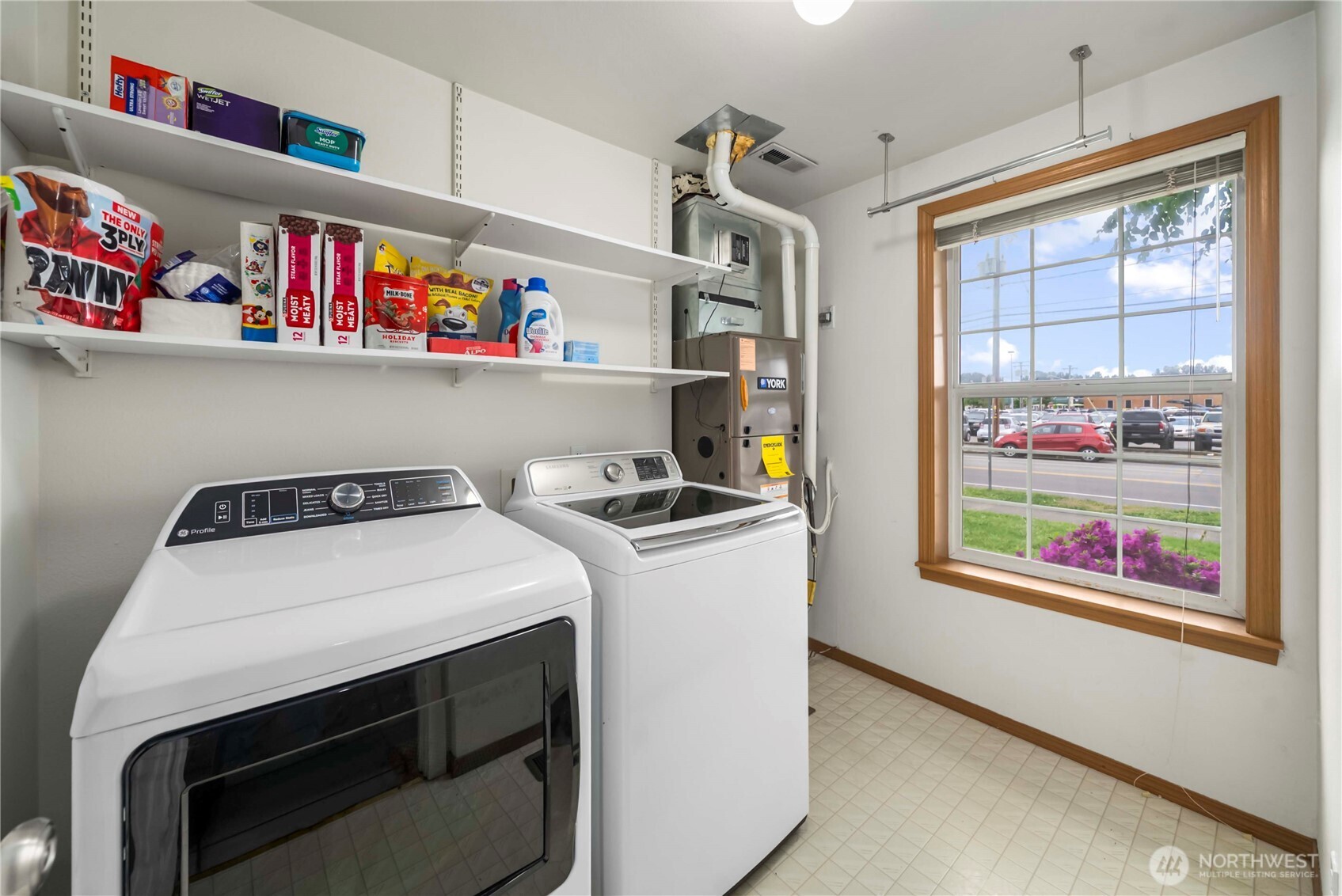 1010 Academy Street , Sumner, WA 98390-1450
