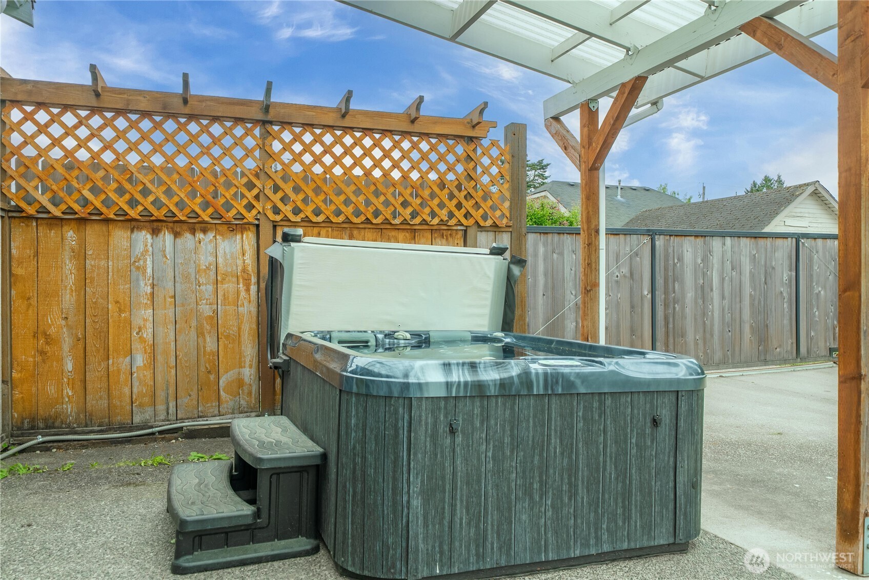 1010 Academy Street , Sumner, WA 98390-1450