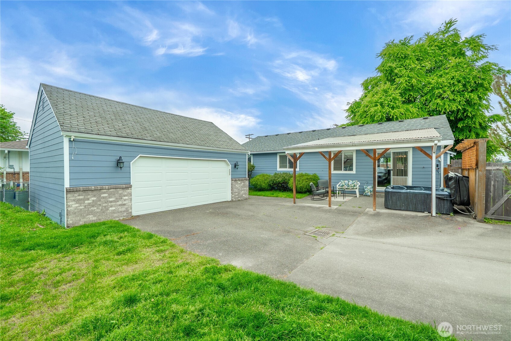 1010 Academy Street , Sumner, WA 98390-1450