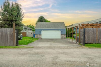 1010 Academy Street , Sumner, WA 98390-1450 - Photo 32