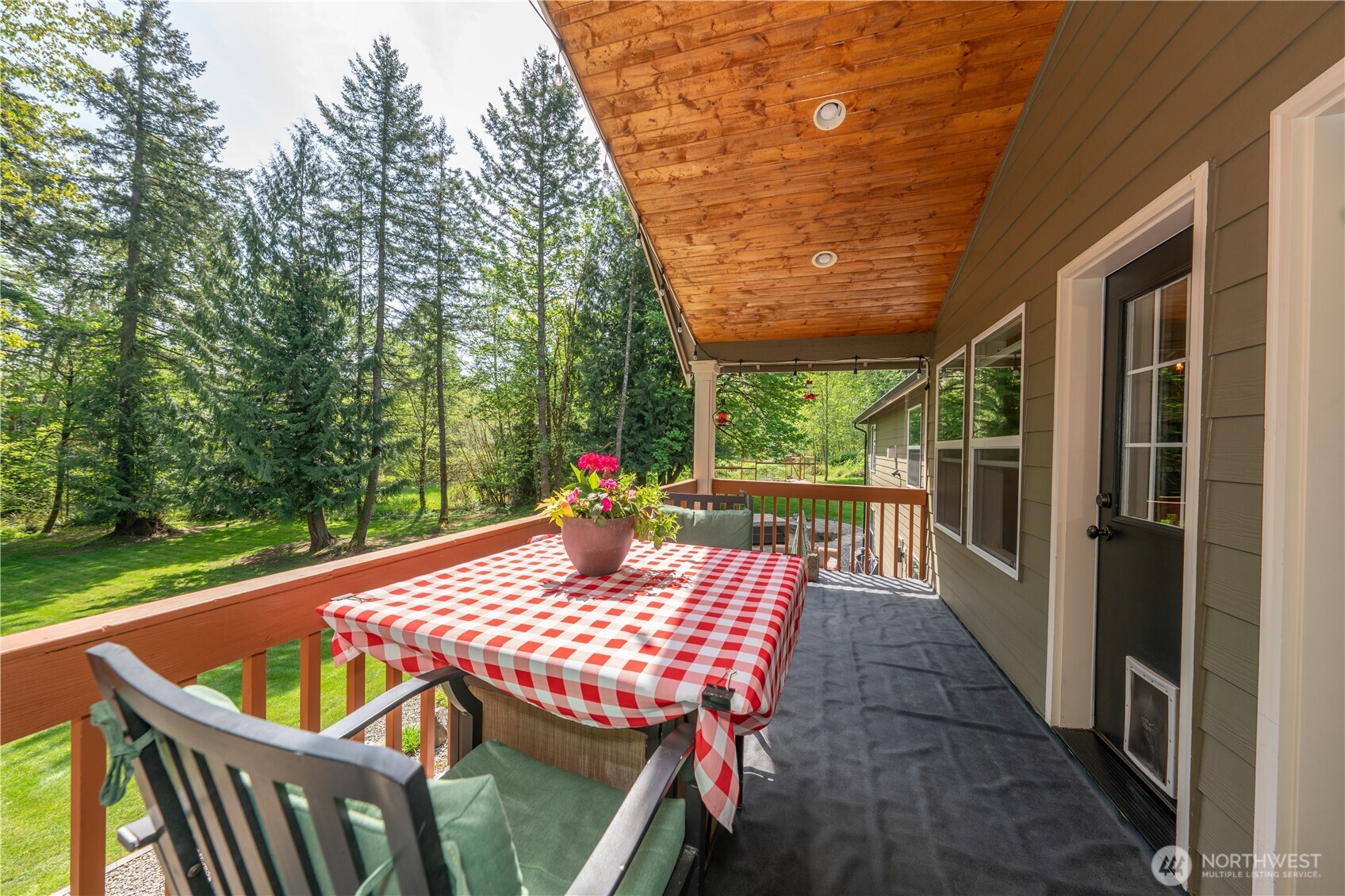 6031 139th Lane SW, Rochester, WA 98579