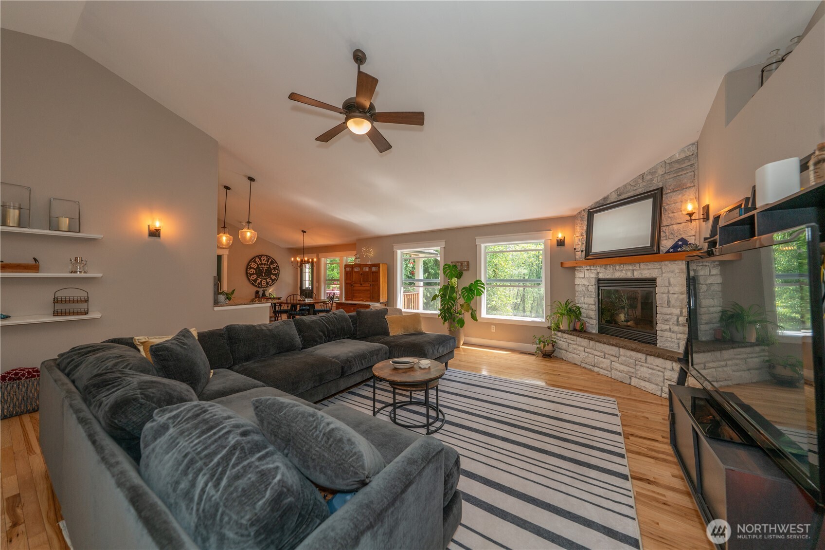 6031 139th Lane SW, Rochester, WA 98579