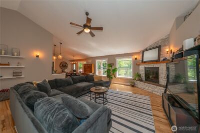 6031 139th Lane SW, Rochester, WA 98579 - Photo 7