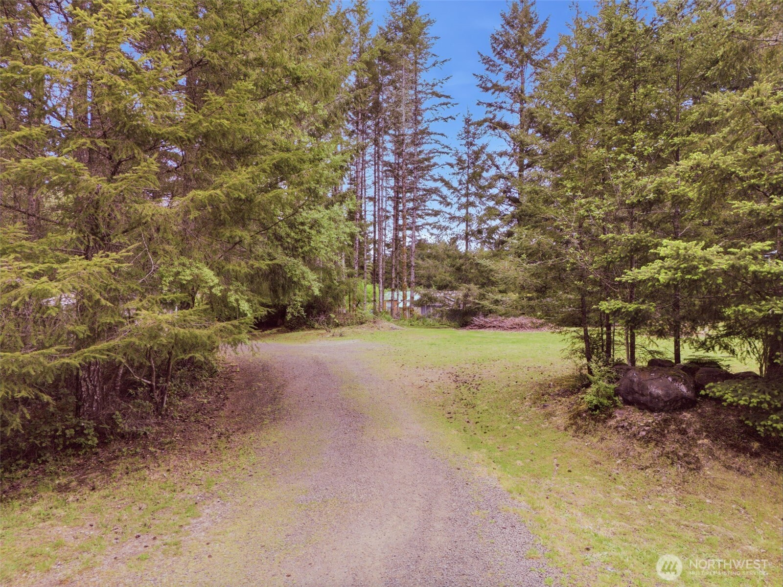 71 E Richardson Road , Belfair, WA 98528