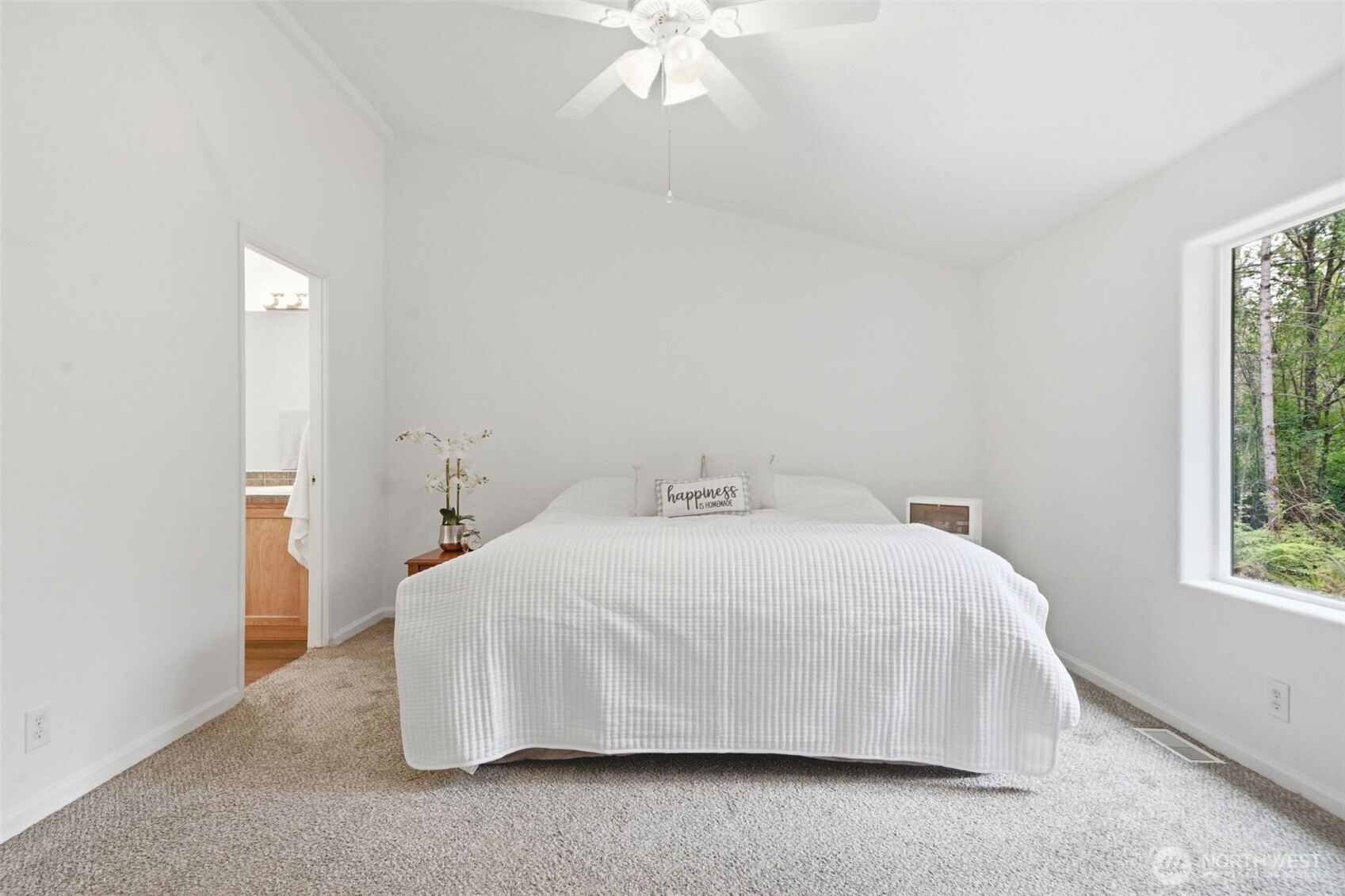 71 E Richardson Road , Belfair, WA 98528