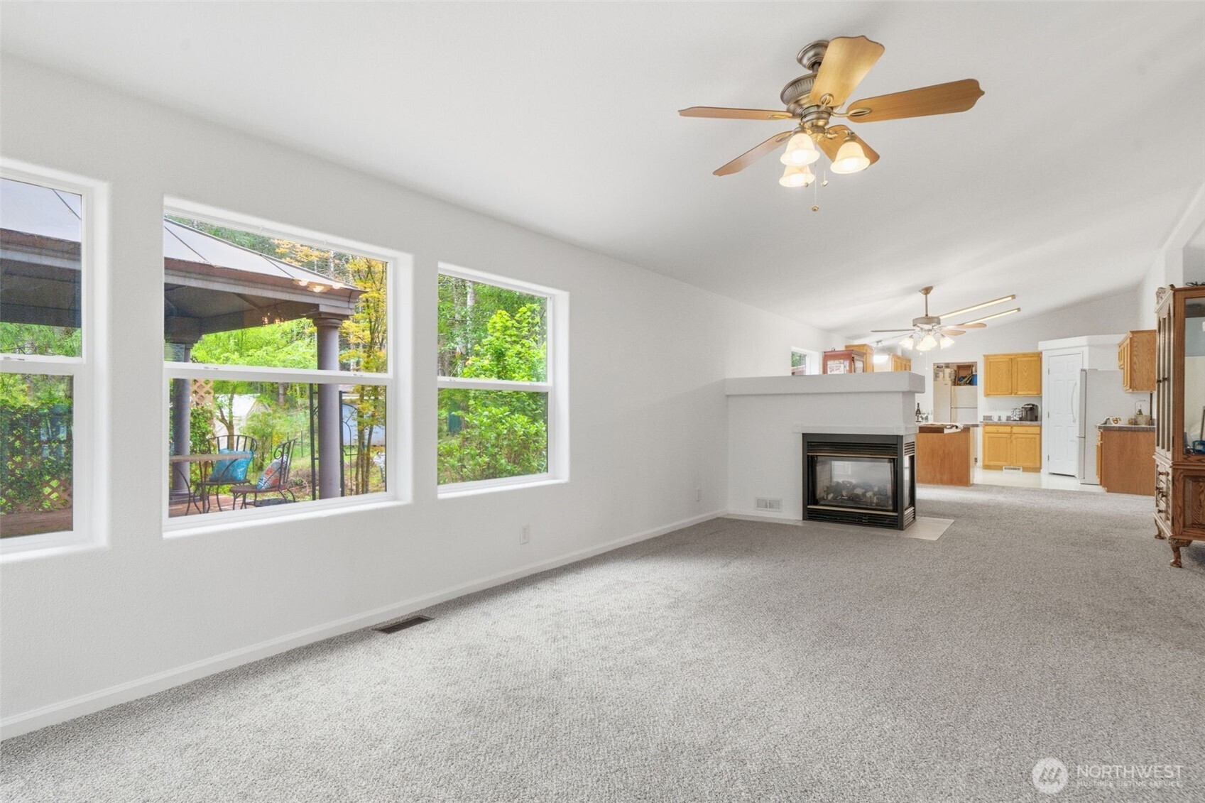71 E Richardson Road , Belfair, WA 98528