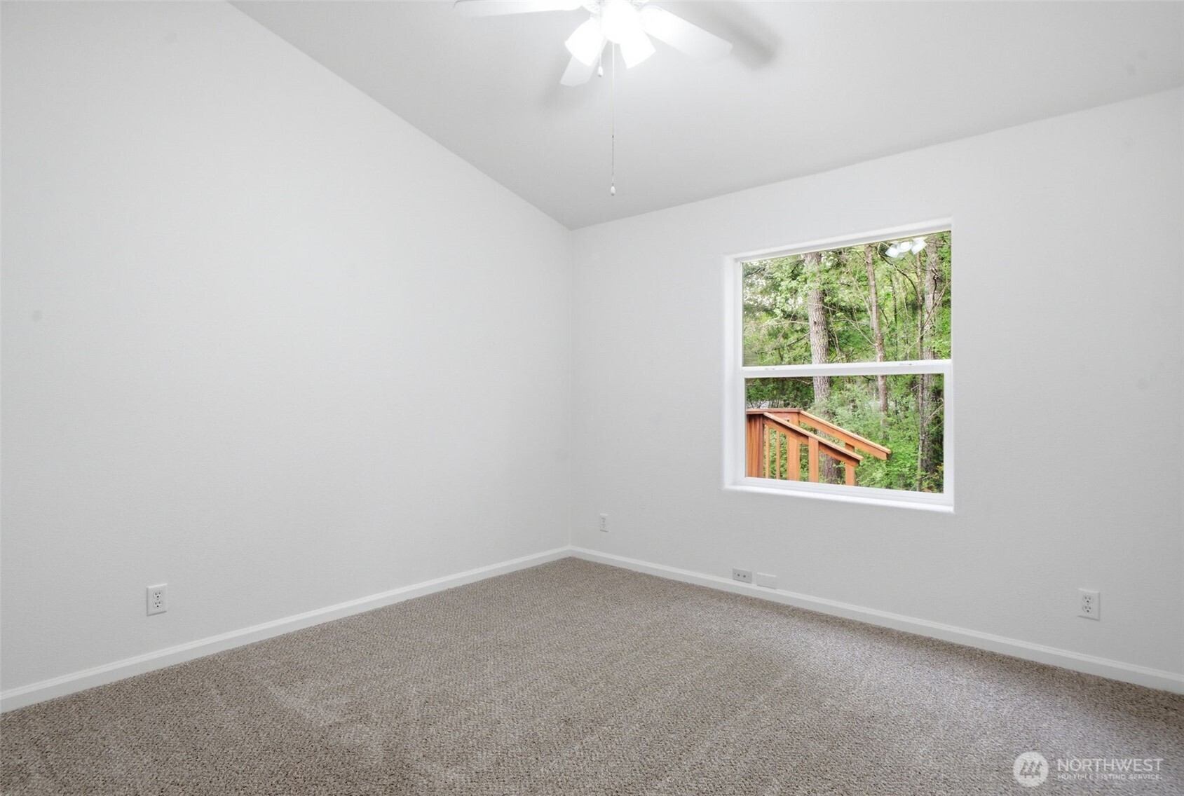 71 E Richardson Road , Belfair, WA 98528