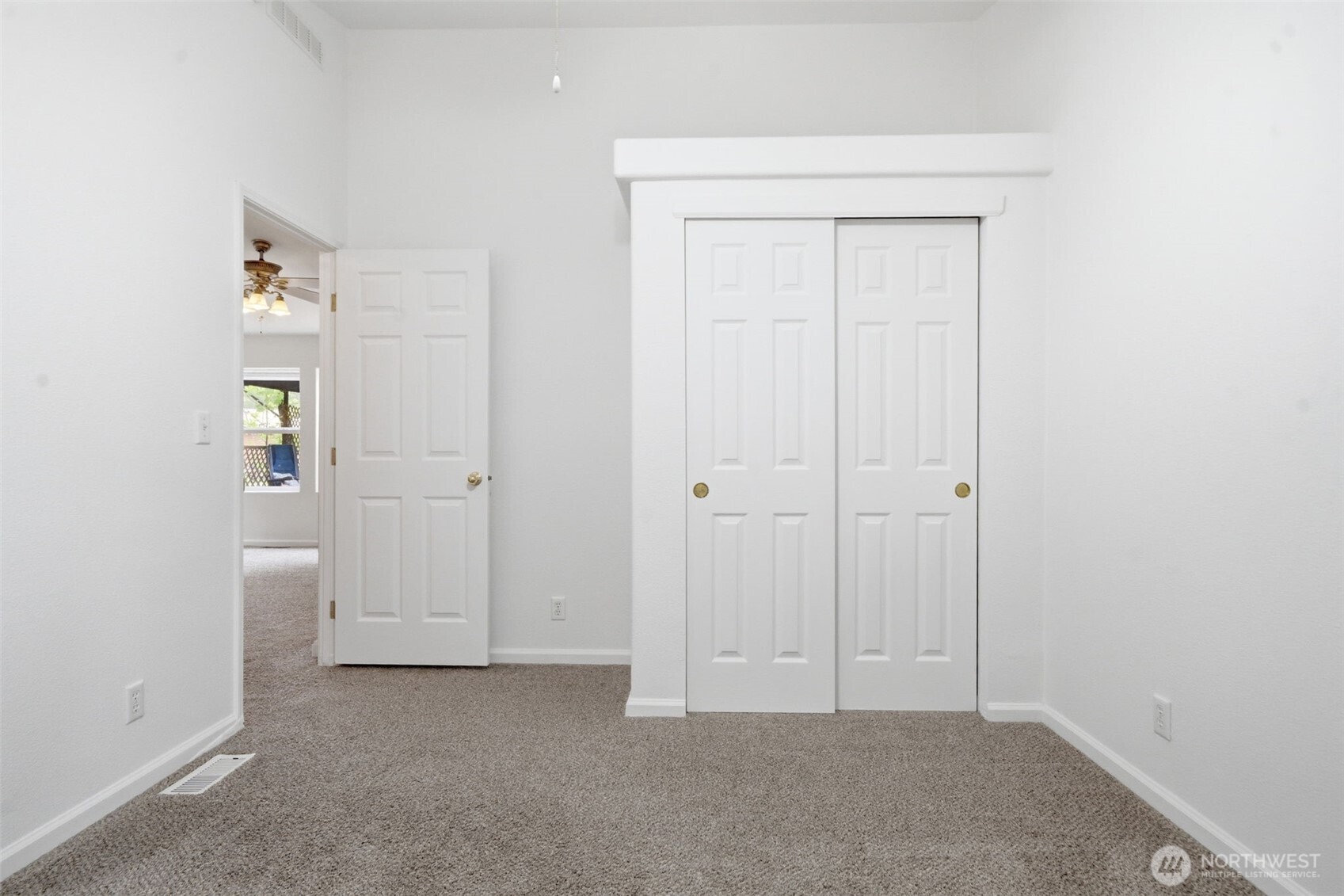 71 E Richardson Road , Belfair, WA 98528